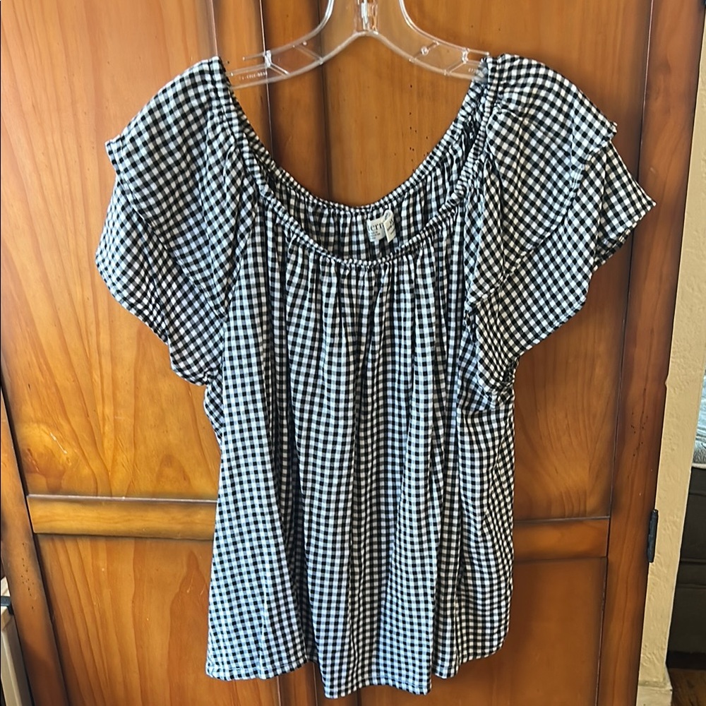 Terra & Sky Black and White Gingham Peasant Blouse